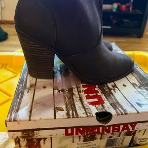 Unionbay women’s booties